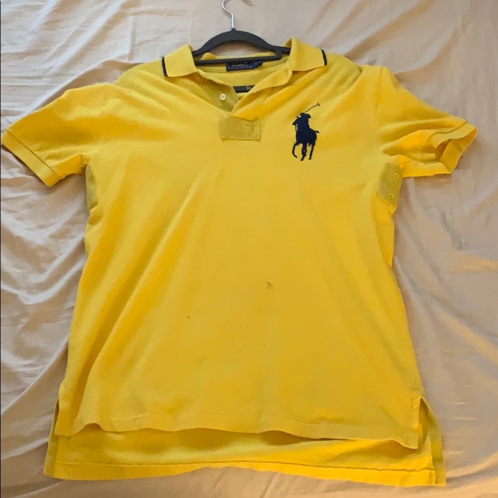 Polo shirt with big logo